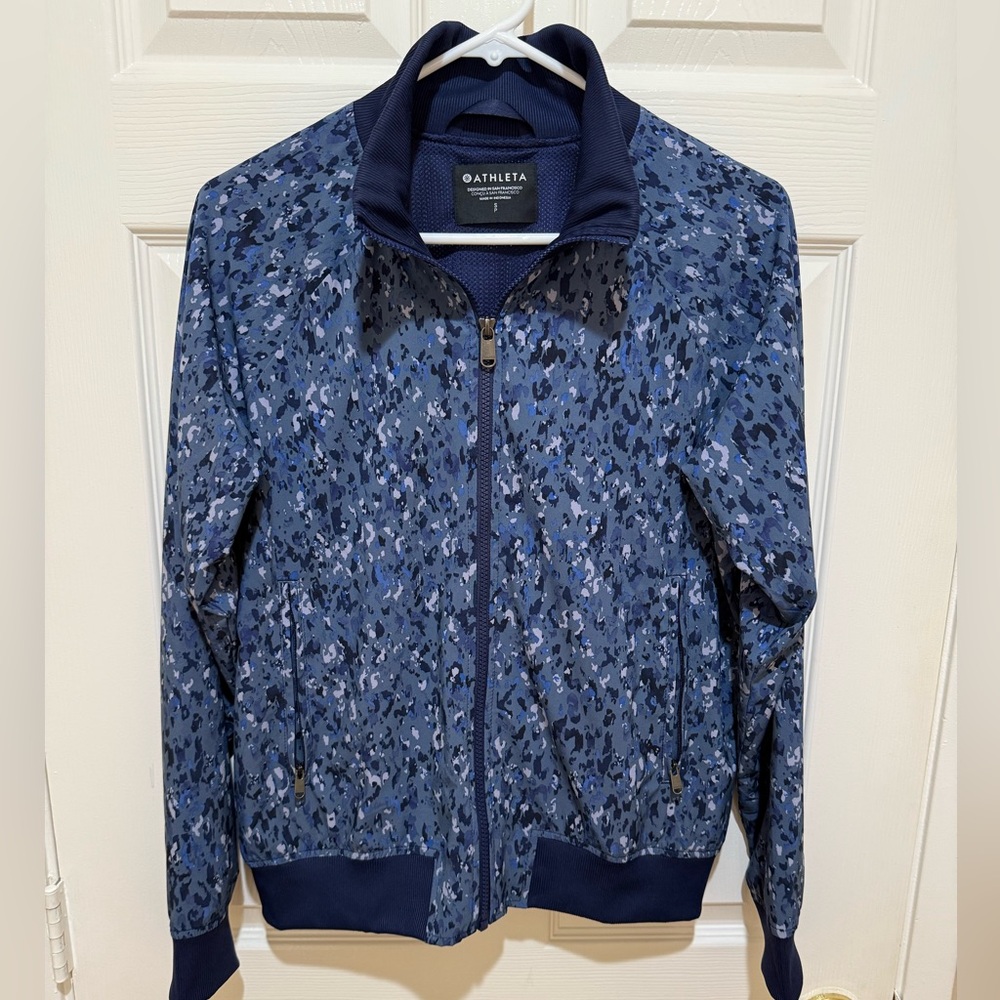 Athleta Women’s Blue Patterned Jacket - image 1